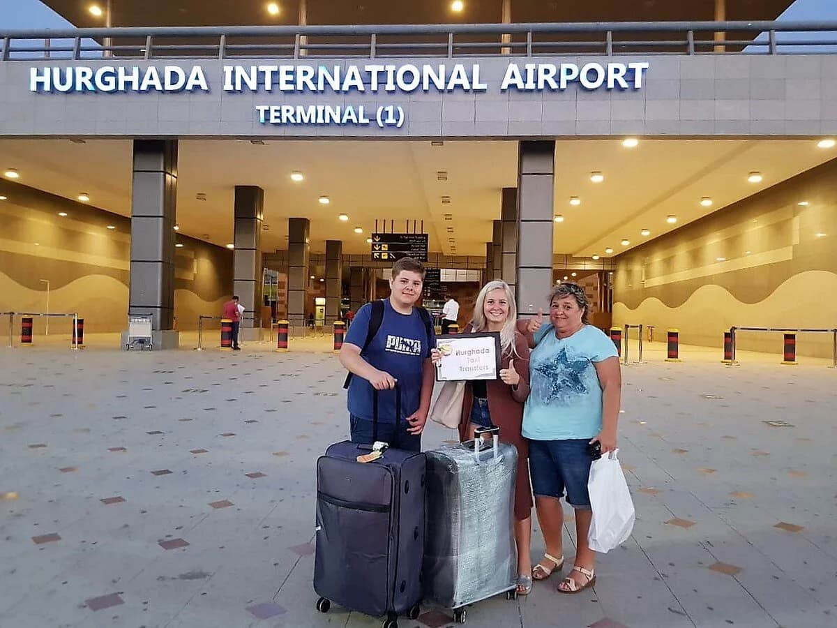 The Ultimate Hurghada Airport Transfer Guide: Taxis vs. Uber vs. Pre-booked