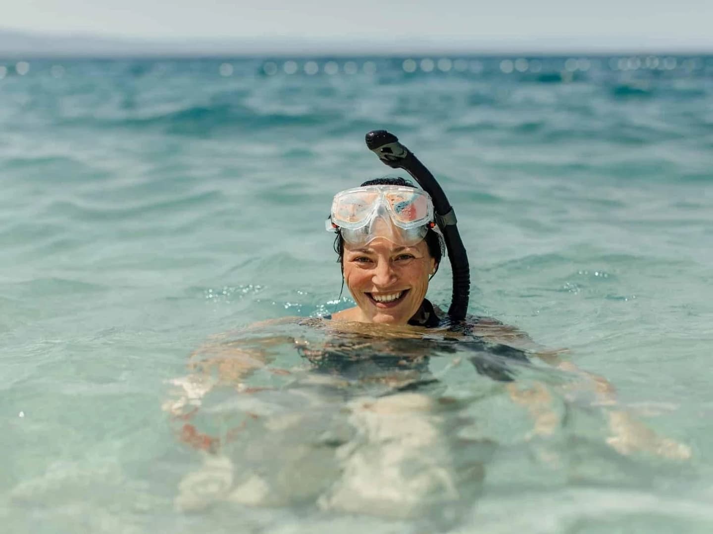 6 islands tour with dolphin watching and snorkelling - Image 6