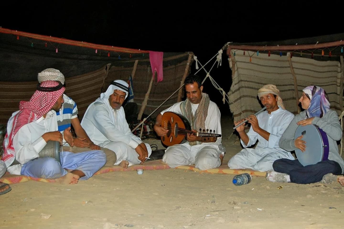 bedouin bbq in the egyptian desert by 4x4 - Image 2