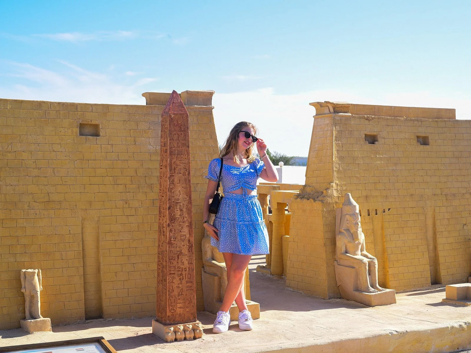 day trip in mini egypt park - Image 4