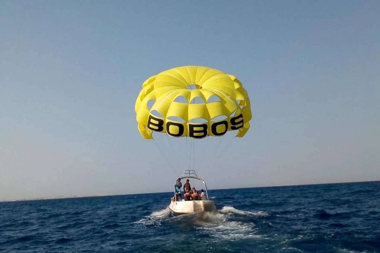 fly high thrilling parasailing adventure sharm el sheikh - Image 2