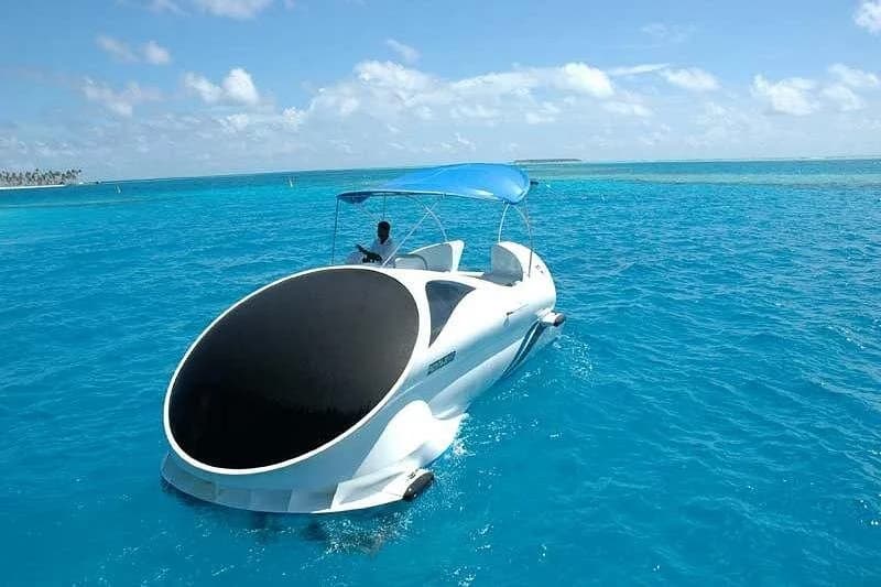 hurghada glass bottom speed boat with fish eye view - Image 2