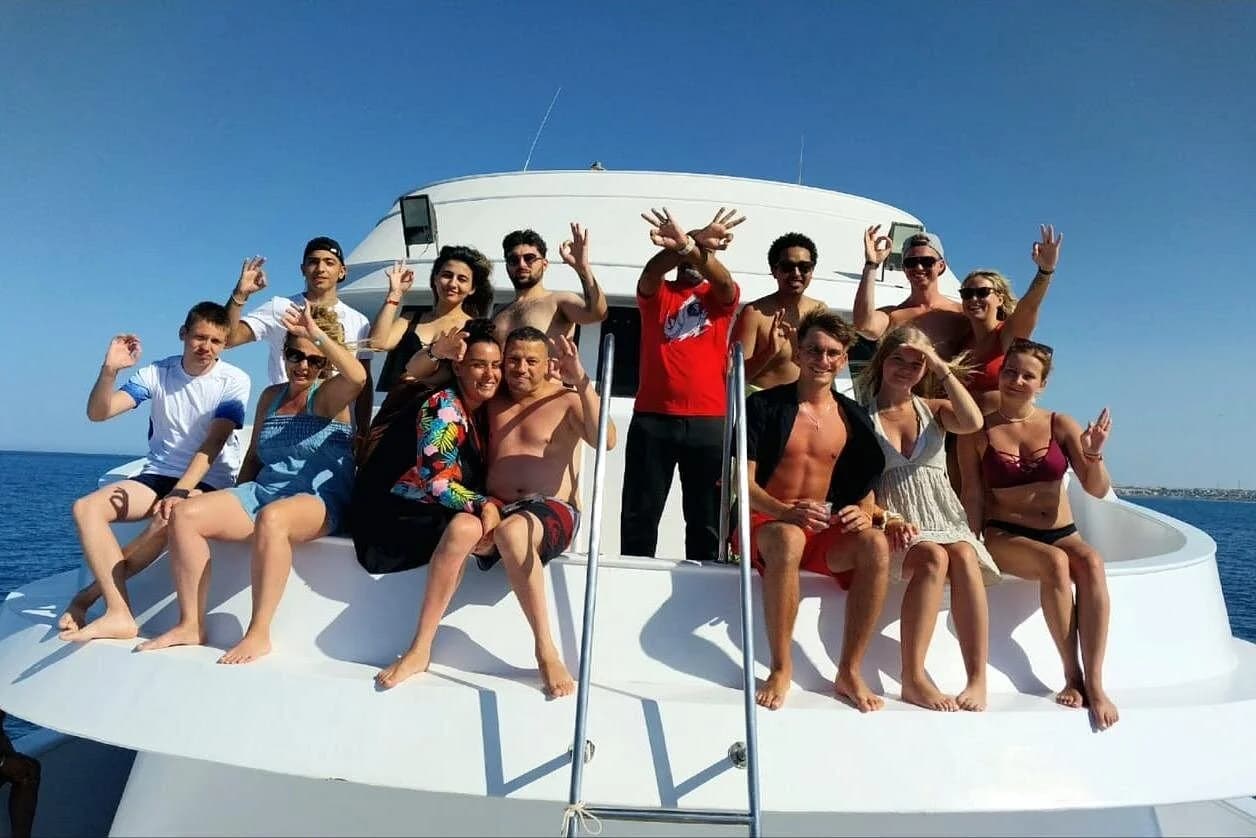 intro diving beginner and discover red sea underwater - Image 5