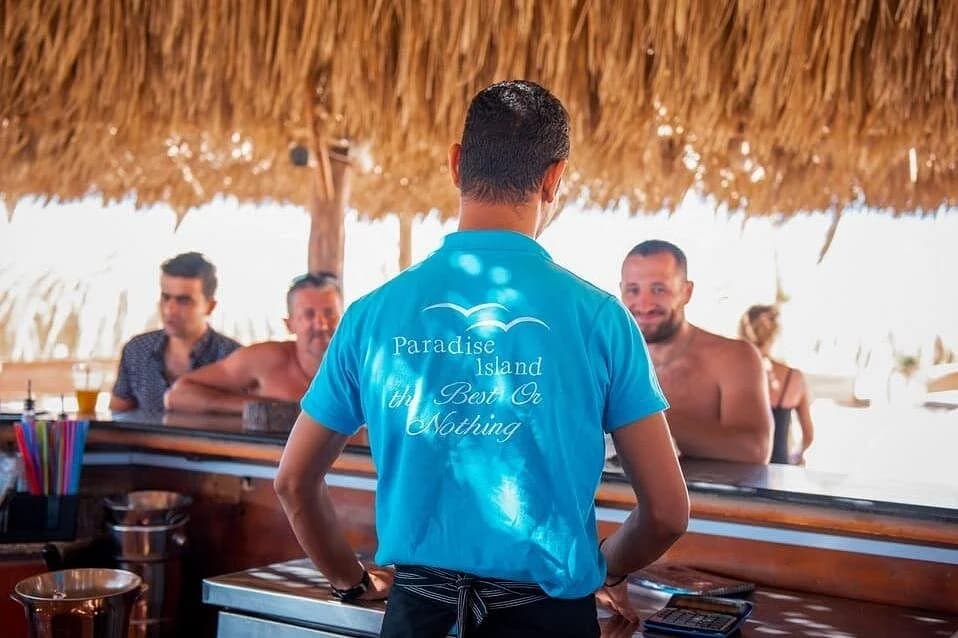 paradise island hola hola full day adventure in hurghada - Image 3