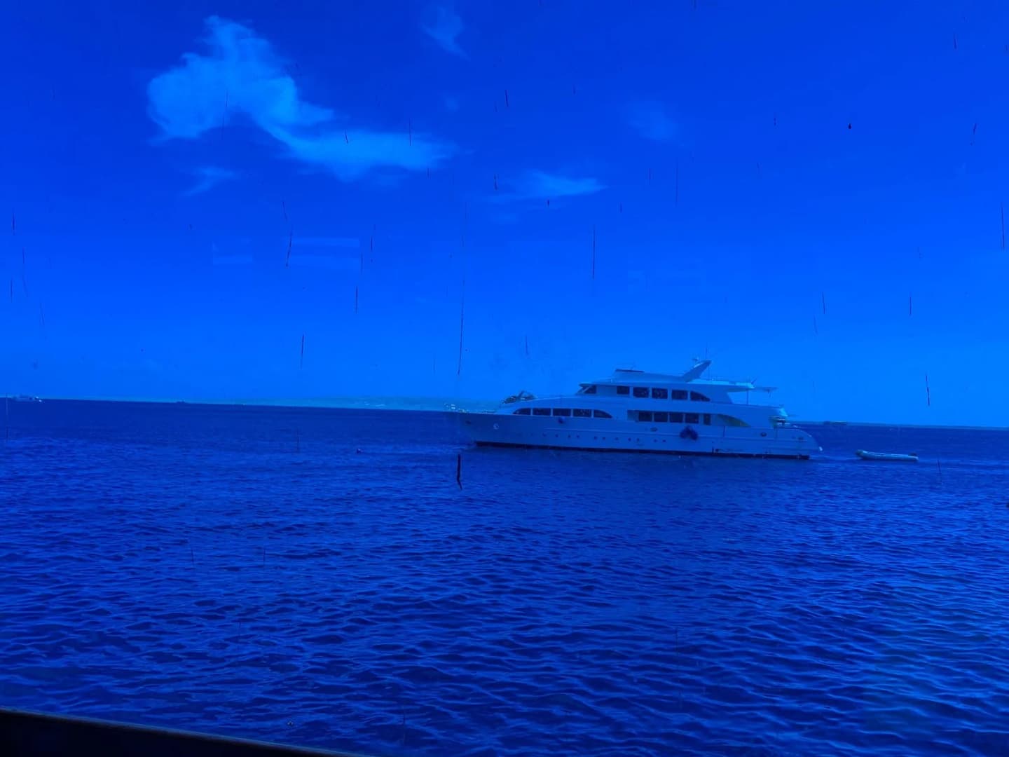 trip on a glass bottom boat from hurghada - Image 4