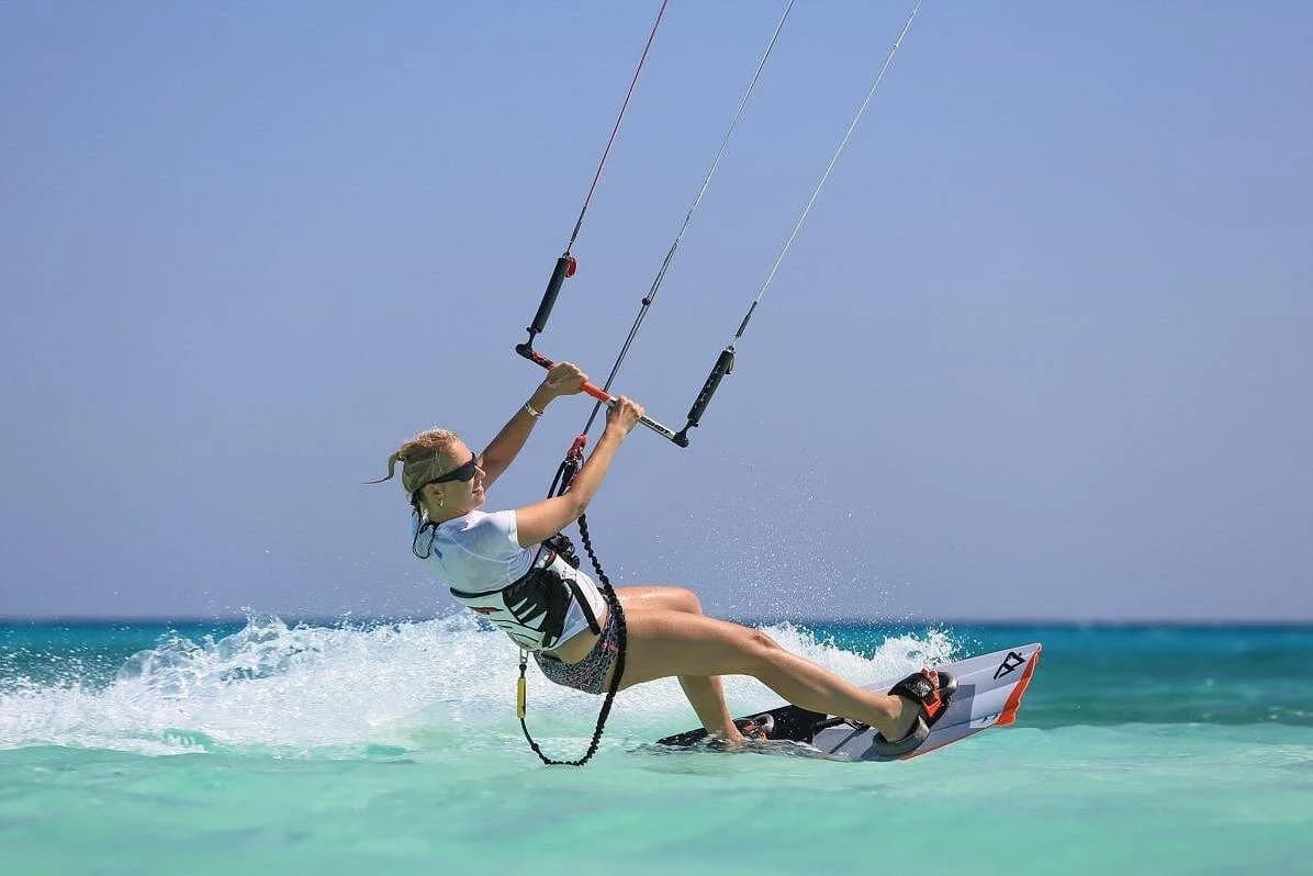 unleash the thrill 3 days kite surfing adventure hurghada - Image 4
