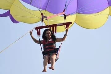 Enjoy The Parasailing Experience in Hurghada - Image 3