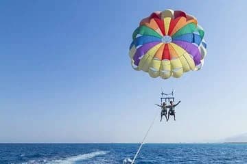 2-Hour Parasailing Adventure in Hurghada - Image 4
