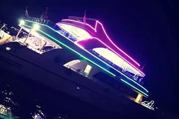 Dinner Cruise & Show in Sharm El-Sheikh - Image 4