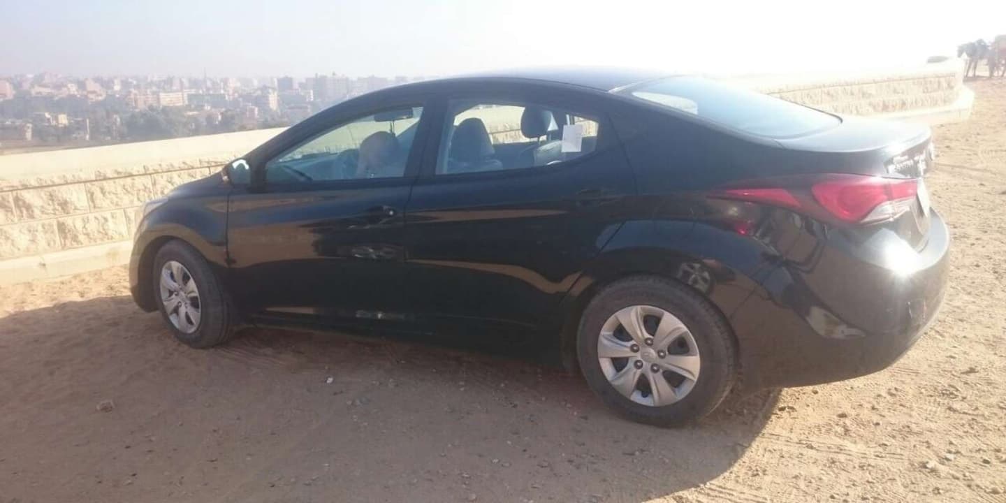 Cairo: Private Car Rental with Driver