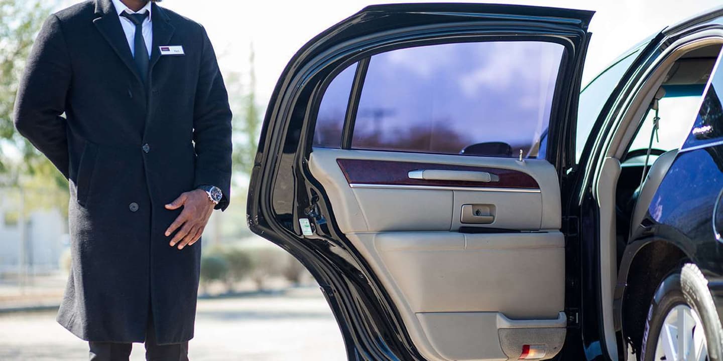 Cairo: Private Car Rental with Driver