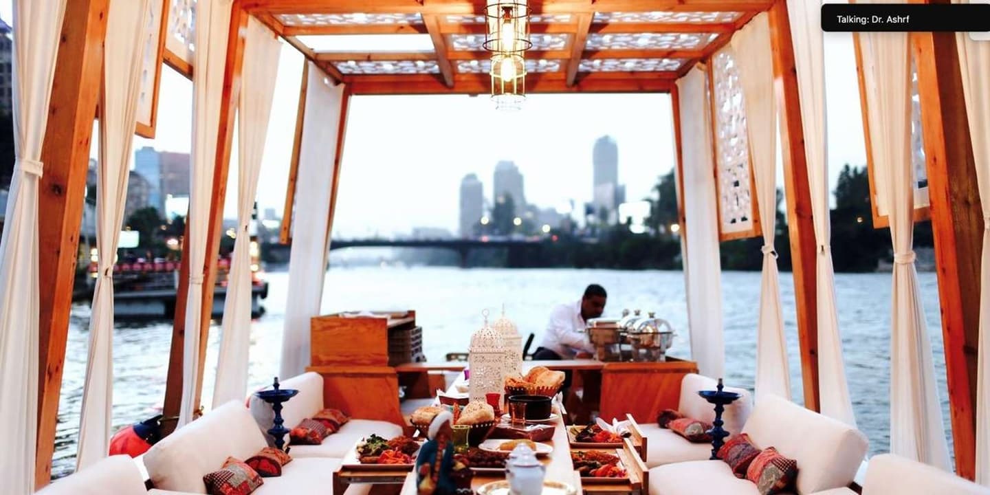 Cairo: Private Felucca Ride with Dinner and Drinks