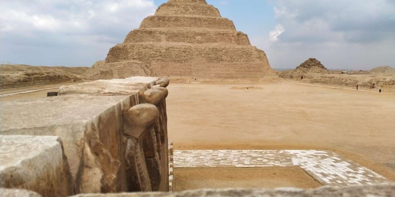 Cairo: Saqqara, Memphis & Dahshur Pyramids Trip