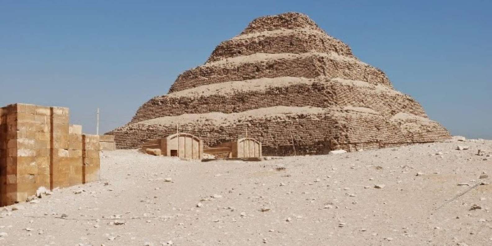 Cairo: Saqqara, Memphis & Dahshur Pyramids Trip