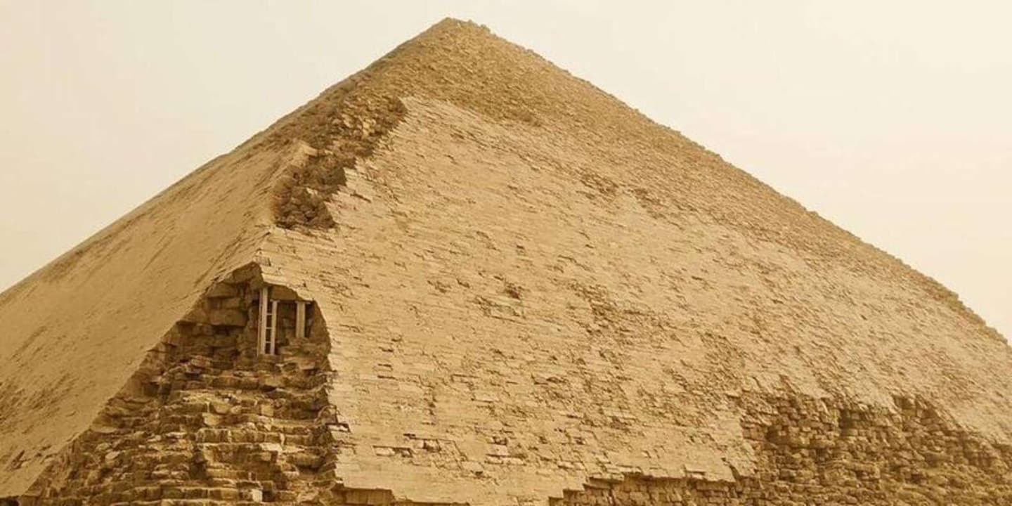 Cairo: Saqqara, Memphis and Dahshur Day Journey