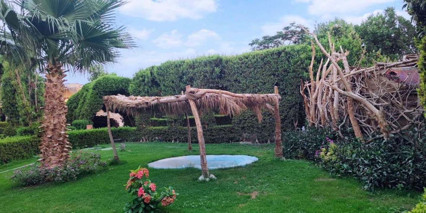 Hurghada: Grand Aquarium Entry Ticket & Mini Zoo