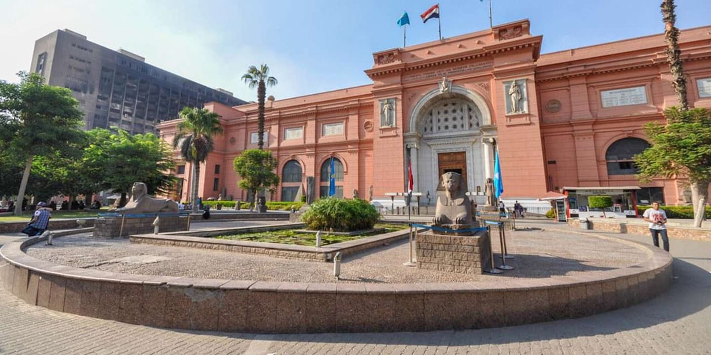 Hurghada: Full-Day Cairo Flight Tour to Pyramids