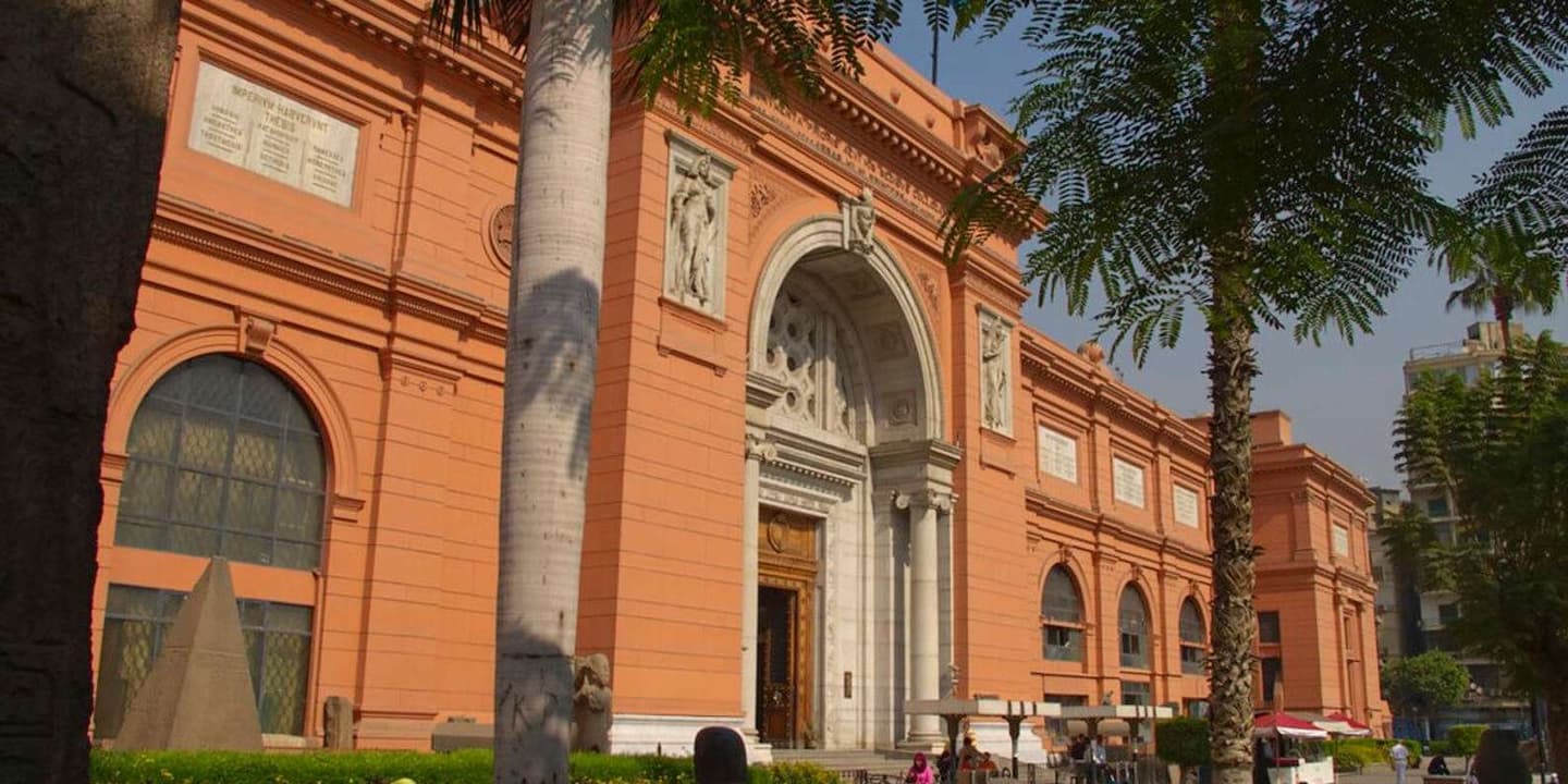 Hurghada: Full-Day Cairo Flight Tour to Pyramids