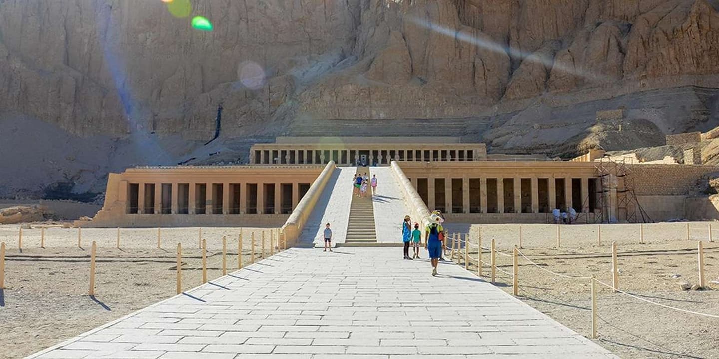 Hurghada: Private Luxor Temples & Valley of the Kings