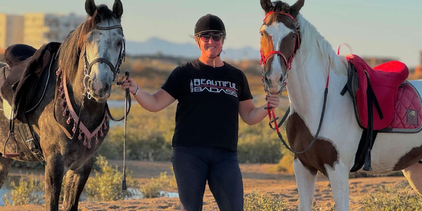 Hurghada: Desert and Beach Horse Riding Adventure