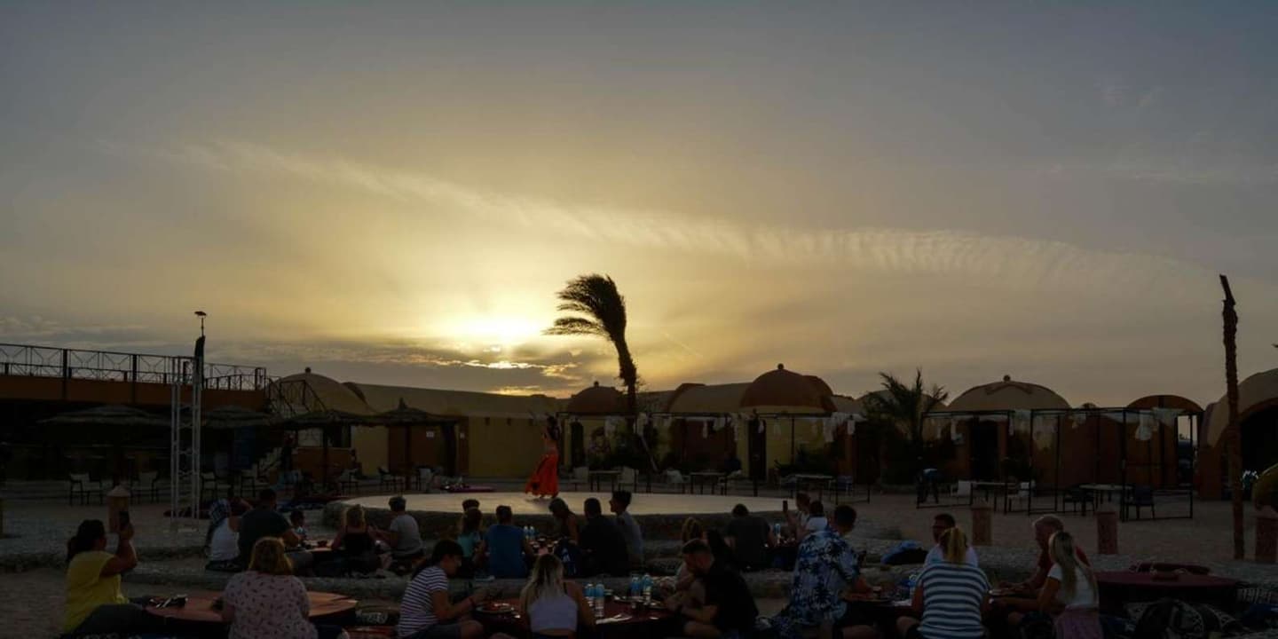 Hurghada Desert Experience with Quad, Buggy & Camel