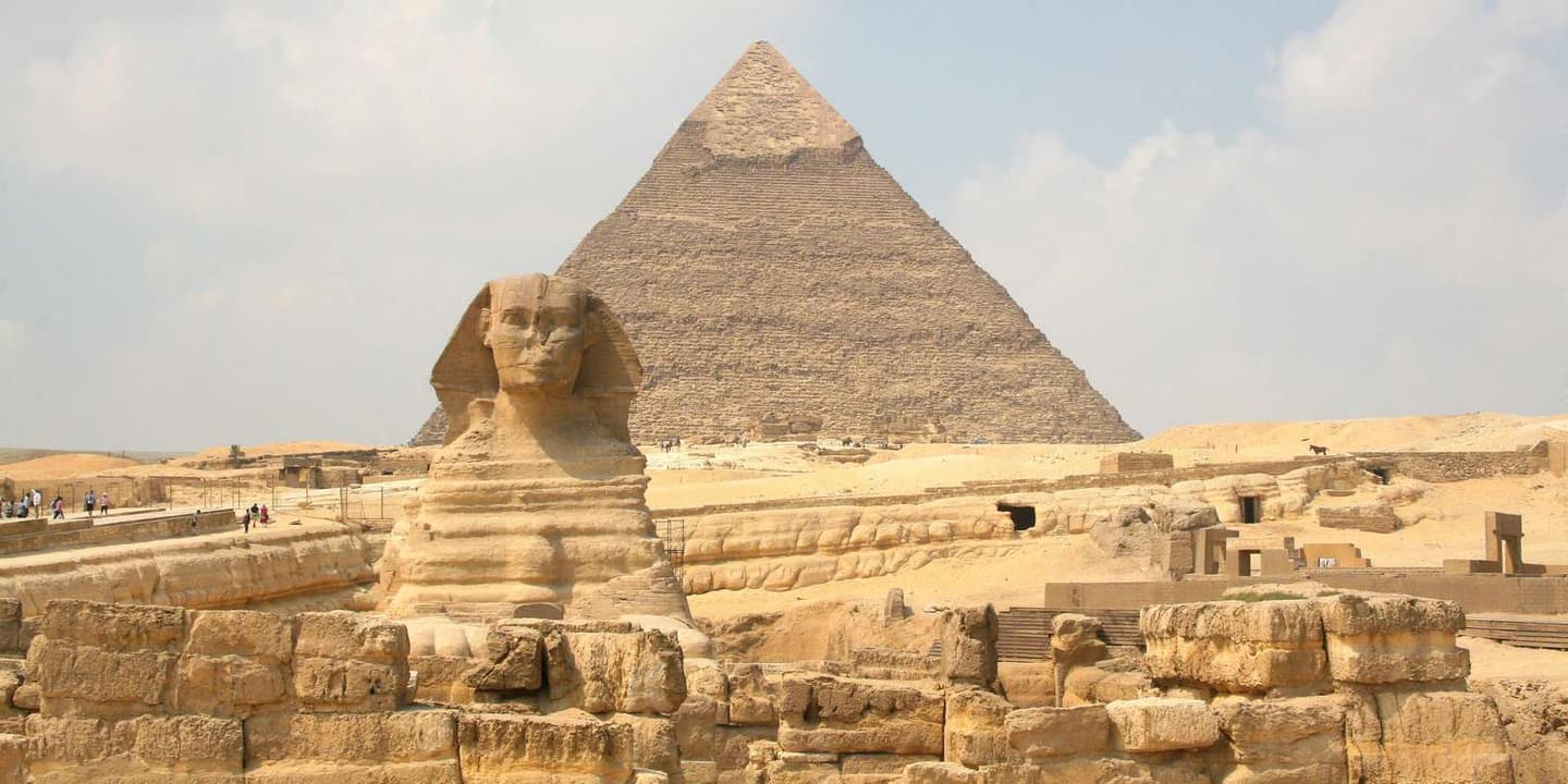 Hurghada: Full-Day Cairo Trip by Plane