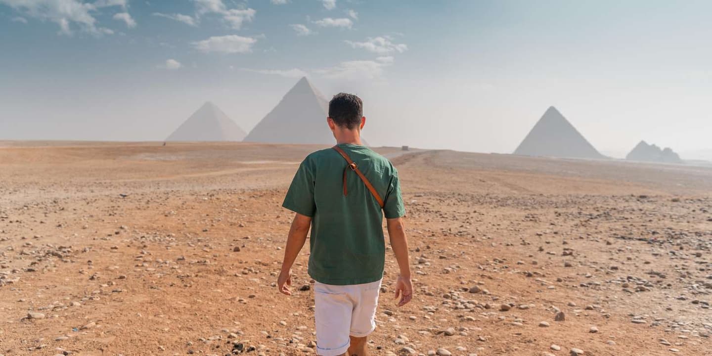 Hurghada: Grand Egyptian Museum, Pyramids & Sphinx Tour