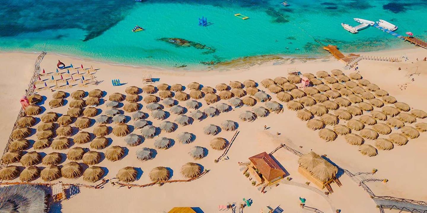 Hurghada: Hula Hula Cruise with Lunch, Massage & Snorkelling