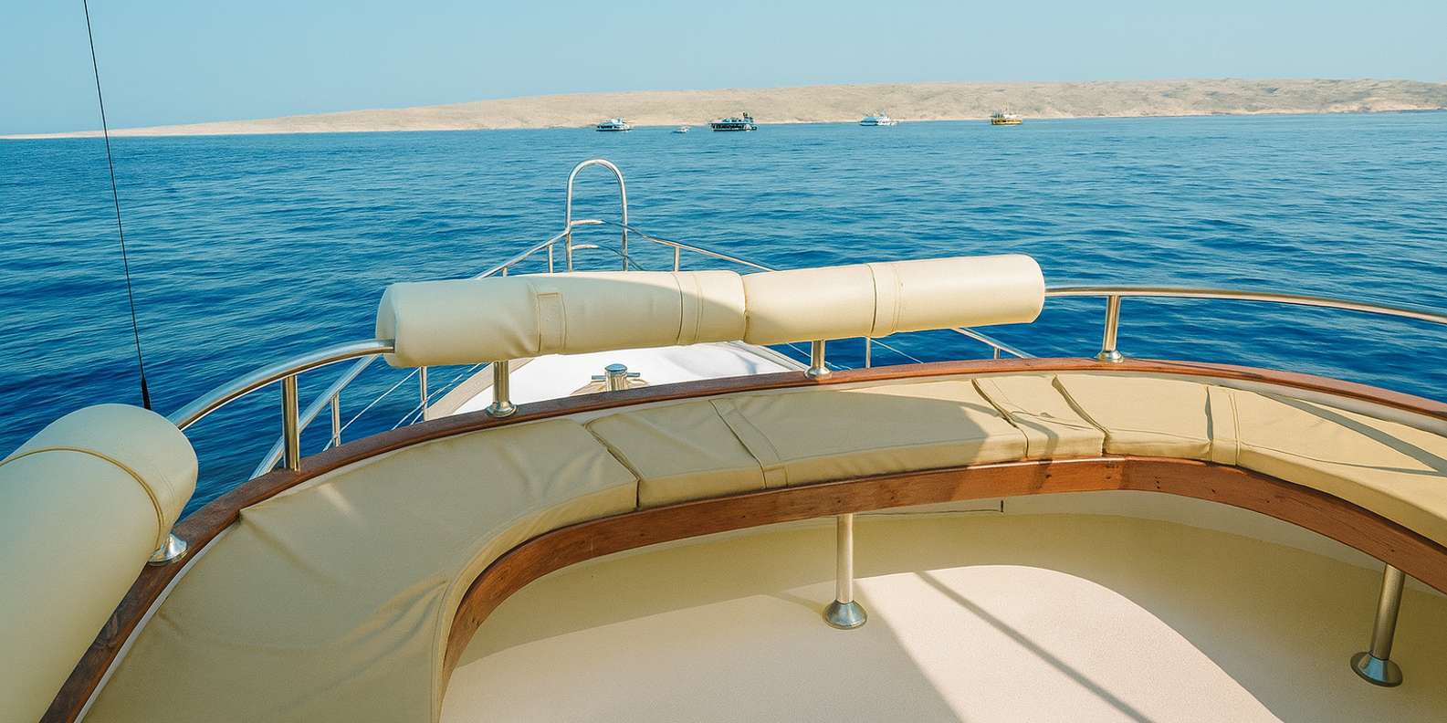 Hurghada: Sunset Yacht Cruise & Snorkelling