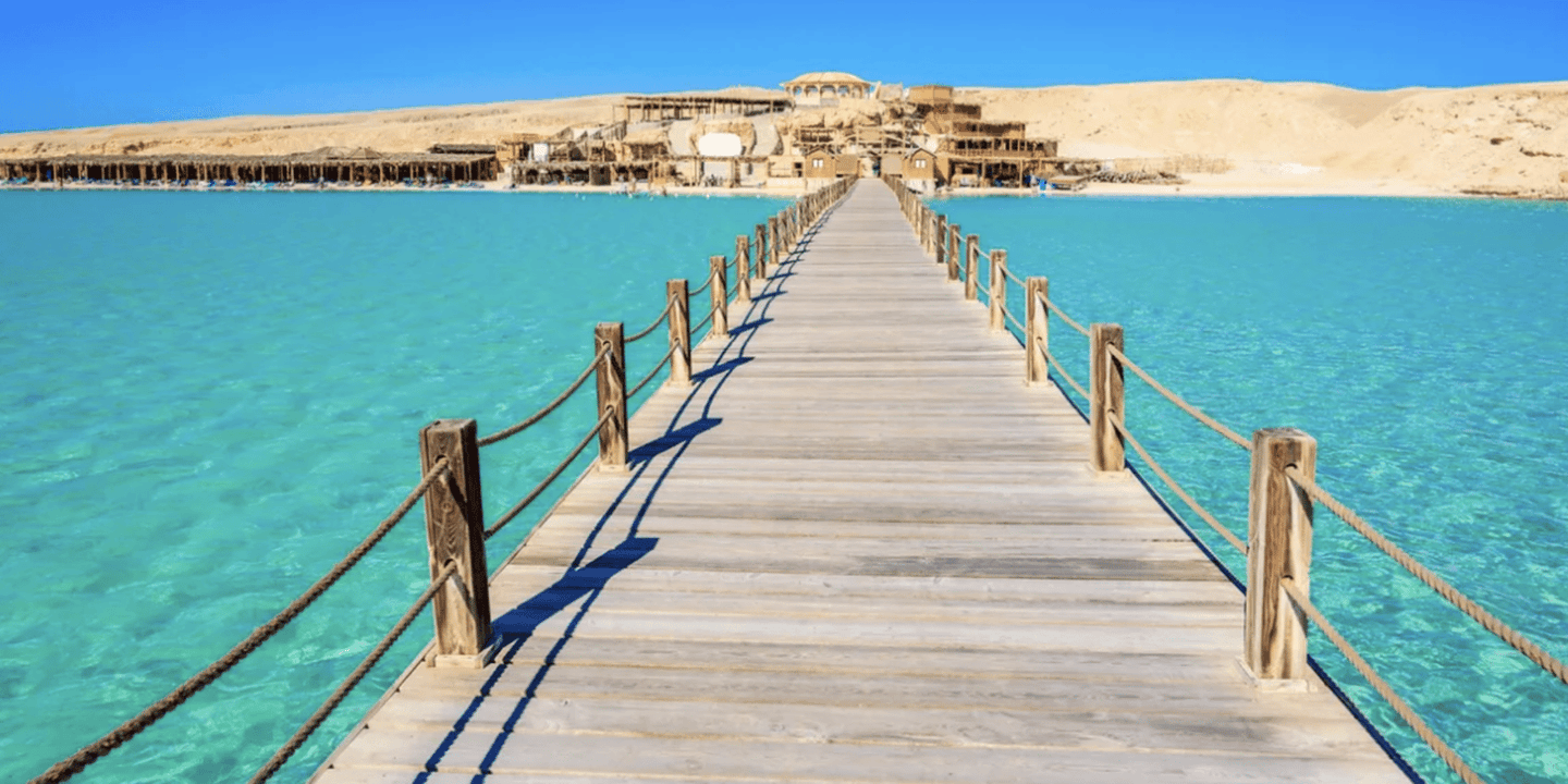 Hurghada: Yacht Snorkelling Trip to Orange Bay