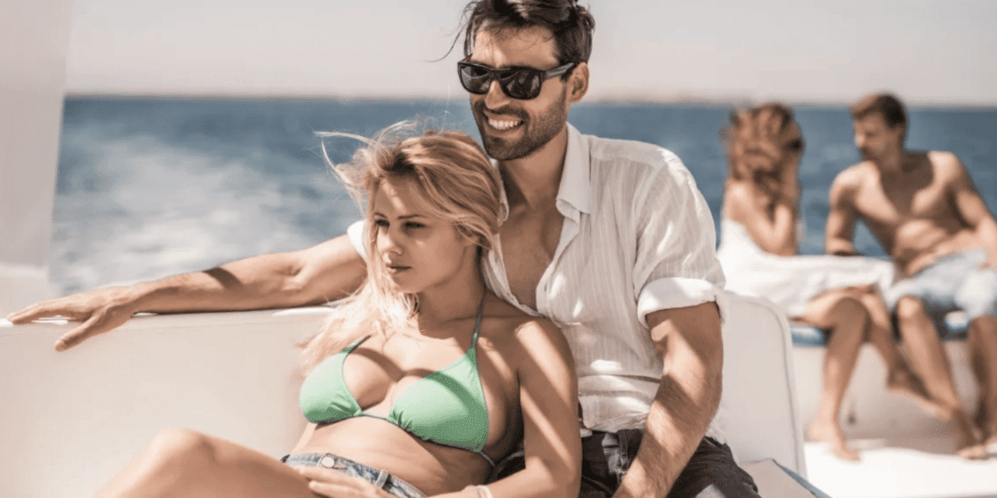 Hurghada: Yacht Snorkelling Trip to Orange Bay