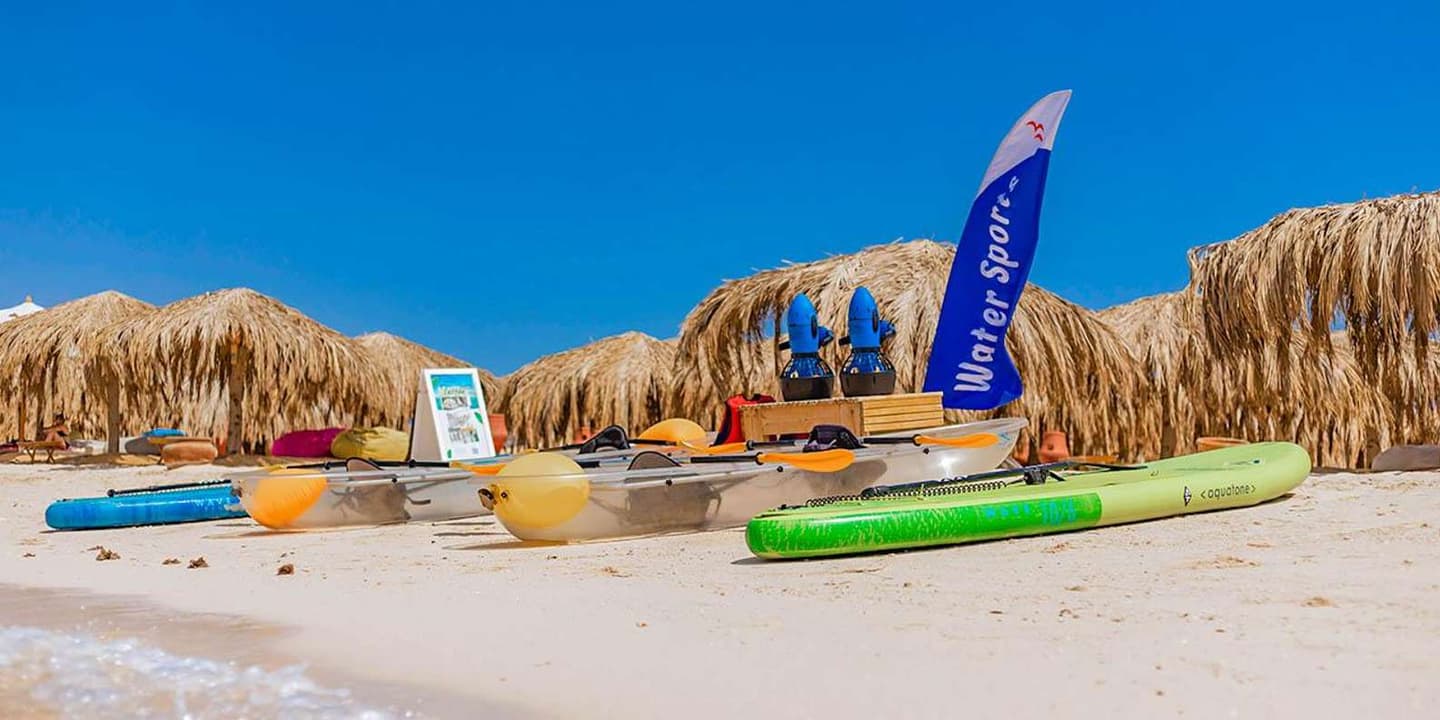 Hurghada: Paradise Island Yacht & Snorkelling Escape