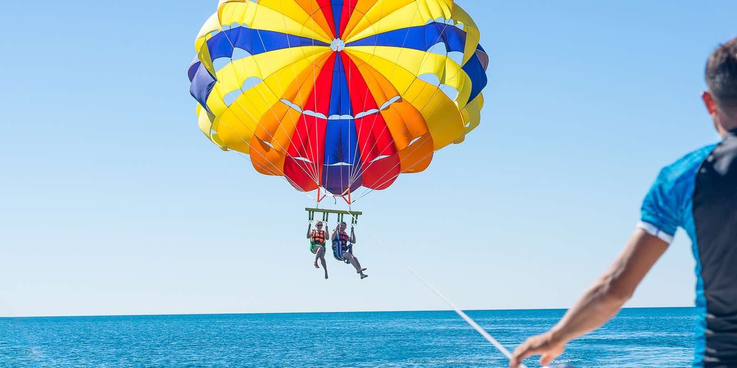 Hurghada: Red Sea Parasailing Adventure