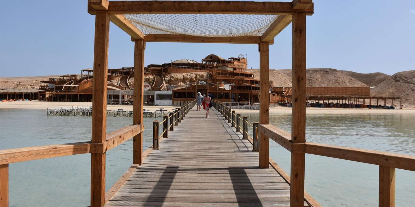 Hurghada: Royal Orange Bay with Massage, Snorkeling & Lunch