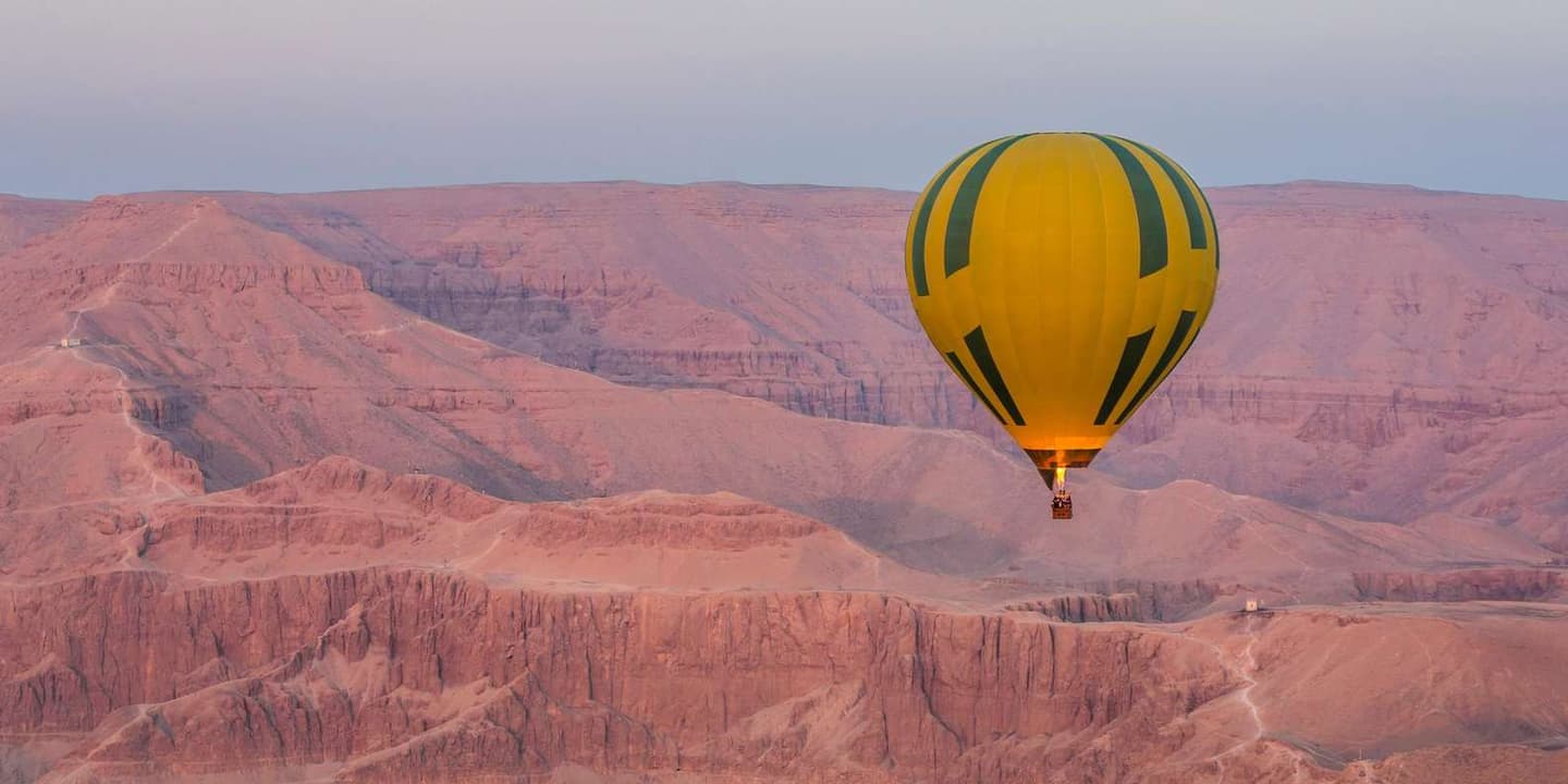 Hurghada: Small-Group Luxor Highlights & Balloon Tour