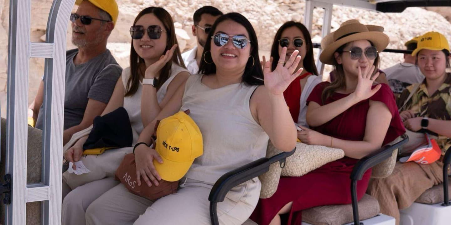 Hurghada: Small-Group Luxor Highlights & Tut Tomb Day Tour