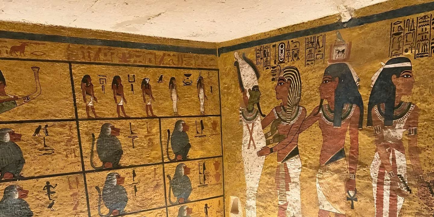 Luxor: Private Full-Day Transfer Service