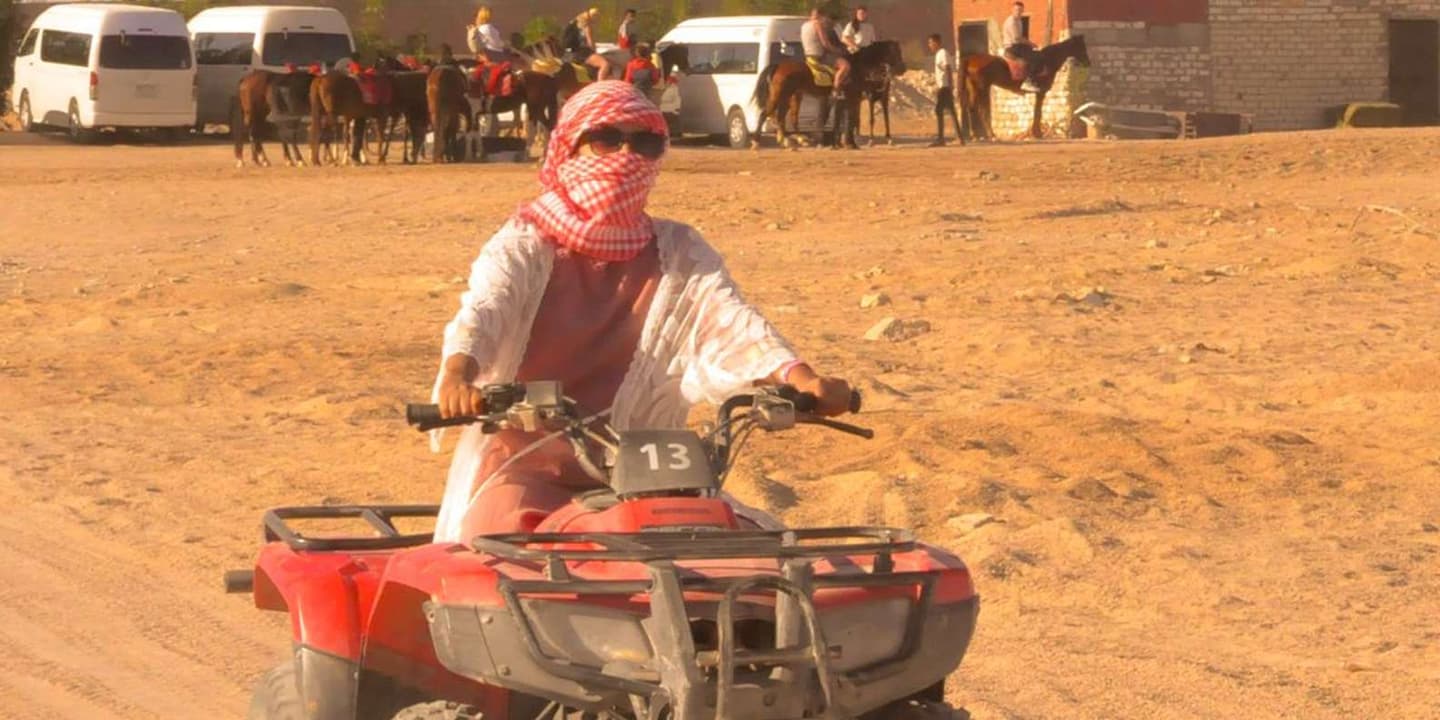 Makadi Bay: Mega Jeep, ATV, Buggy, Camel, Dinner & Show