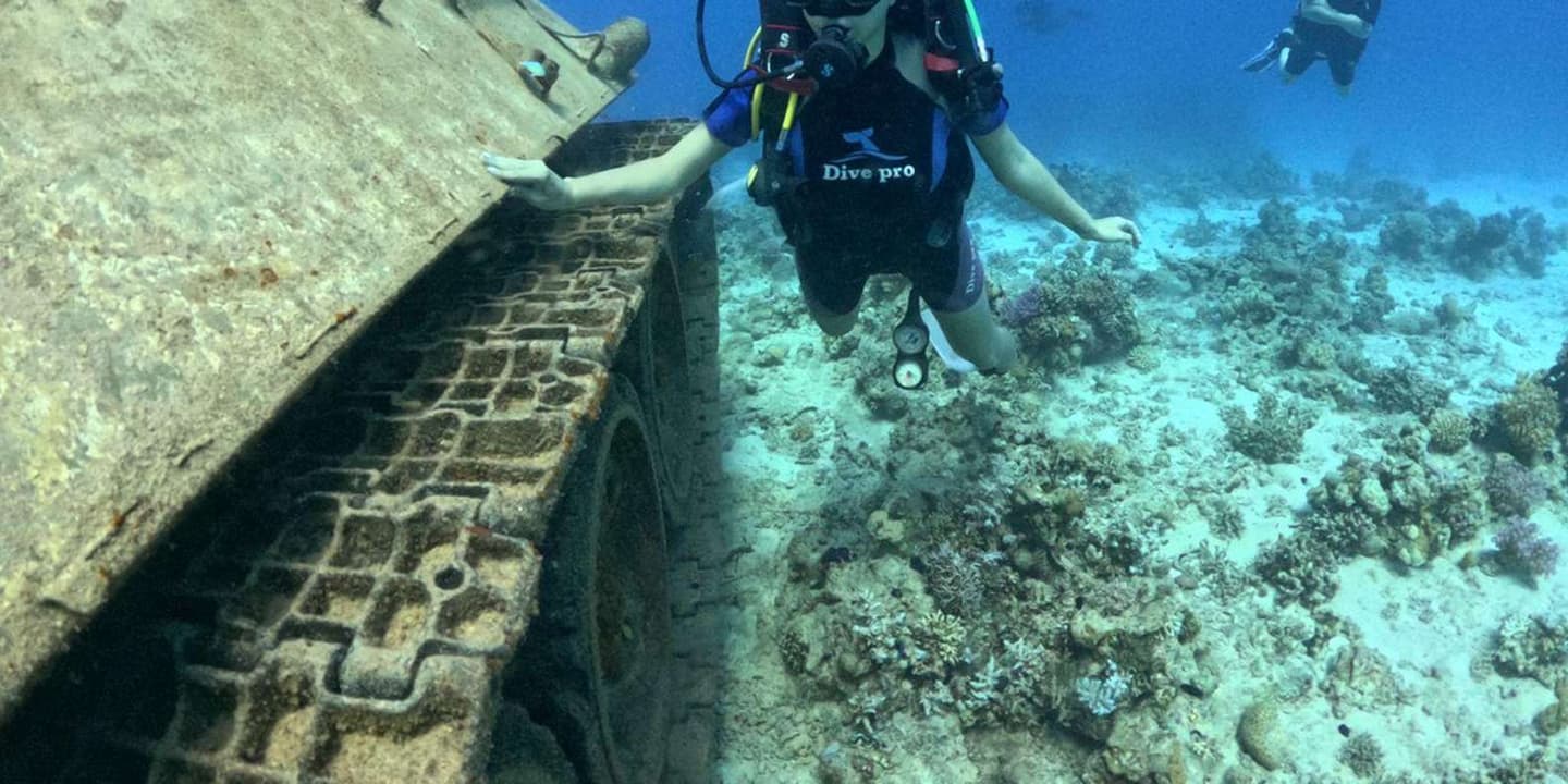 Hurghada: Red Sea Military Museum scuba dive
