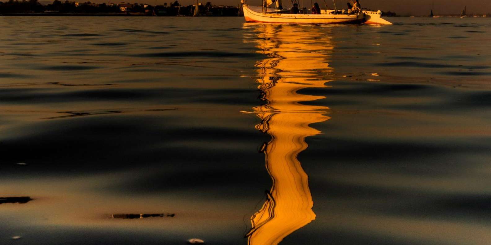 Hurghada: Private Felucca Ride on the Nile River