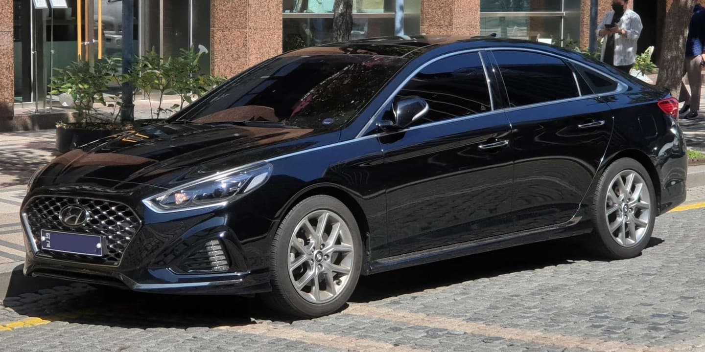 Private transfer from Aswan to Luxor