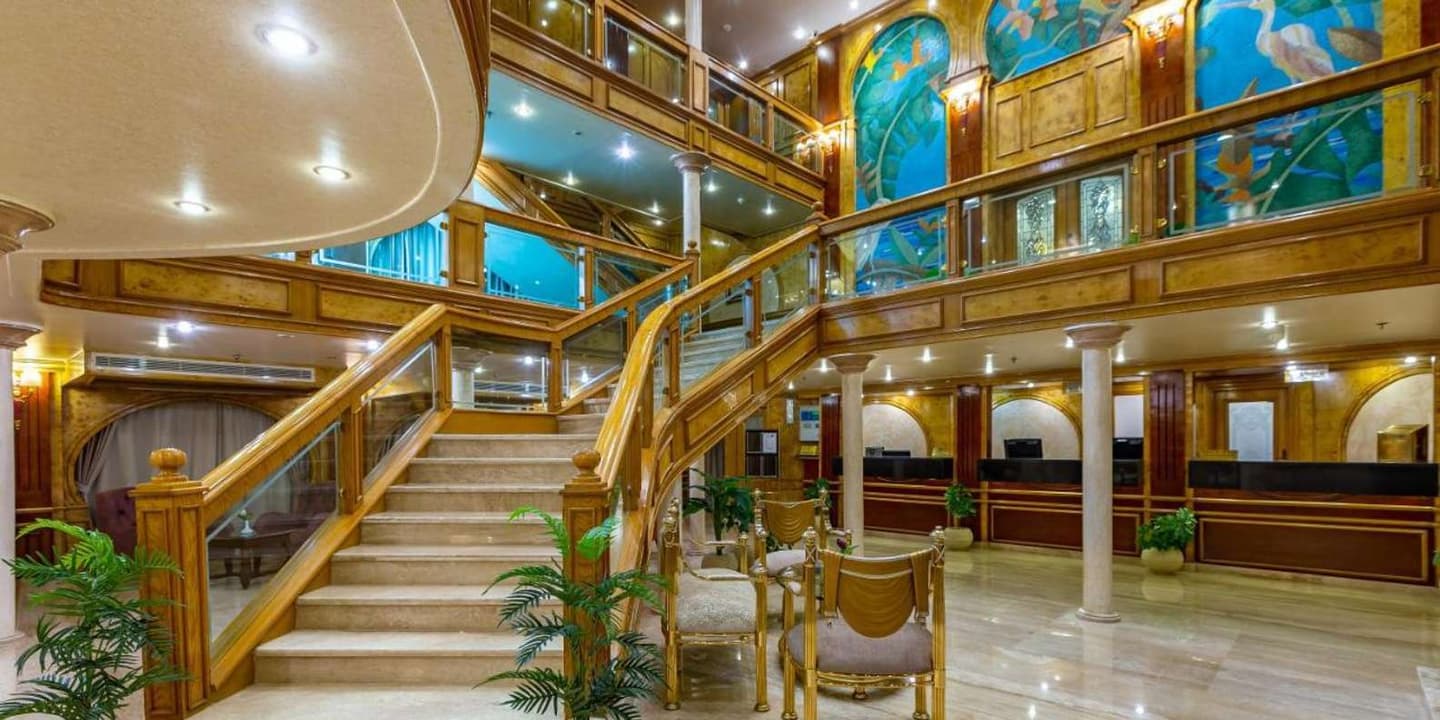 Sailing Nile cruise from Aswan to Luxor (2 nights)