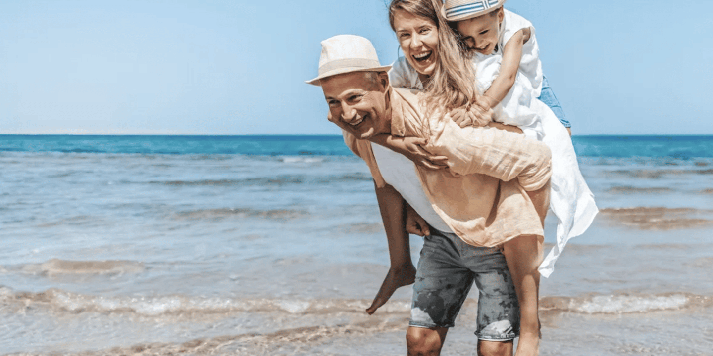 Hurghada: Yacht Snorkelling Trip to Orange Bay