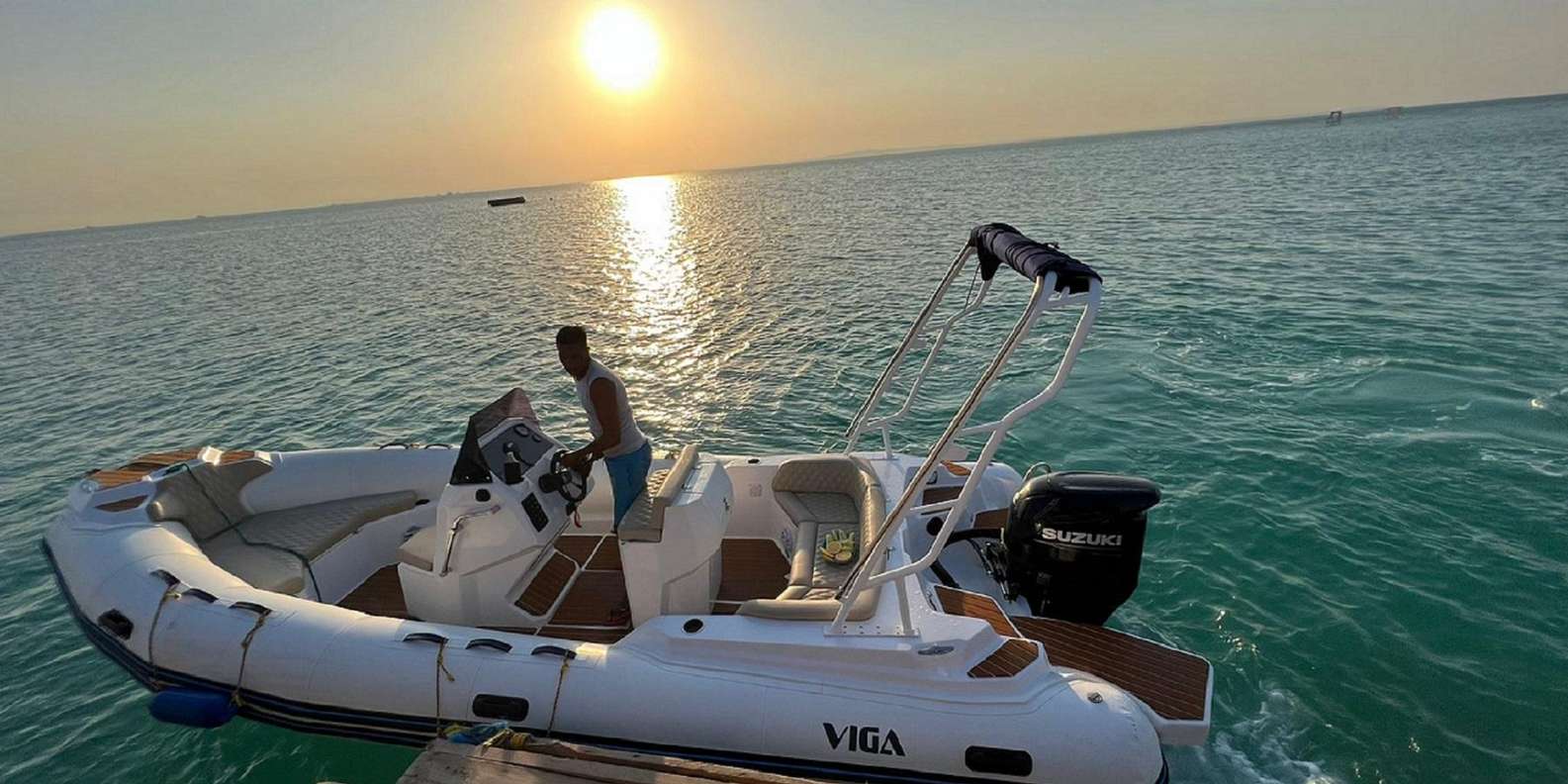 Hurghada: Private Speedboat to Orange Bay & White Island