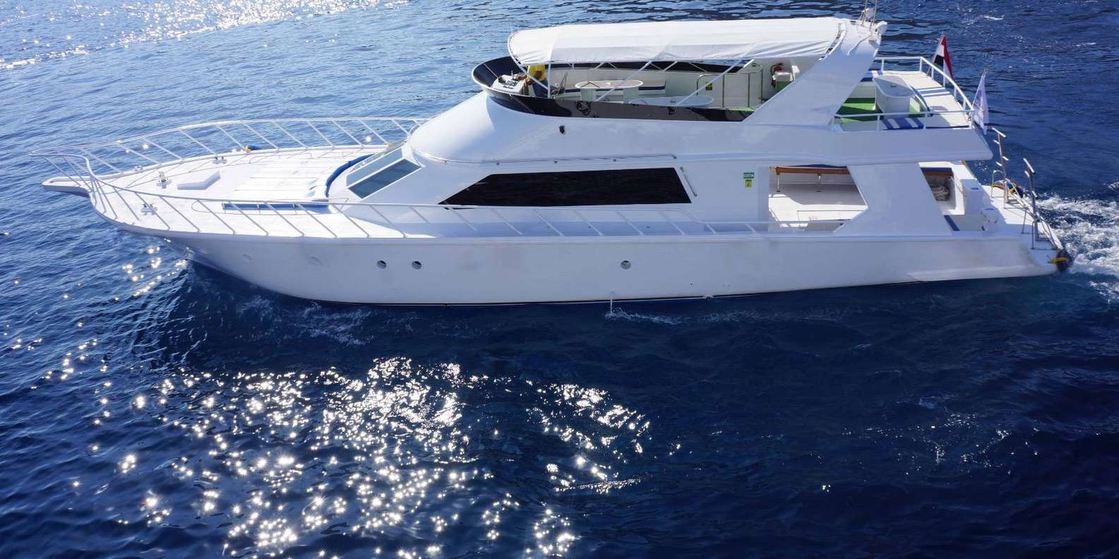 Sharm: Luxury Private Yacht with Optional Lunch & Drinks