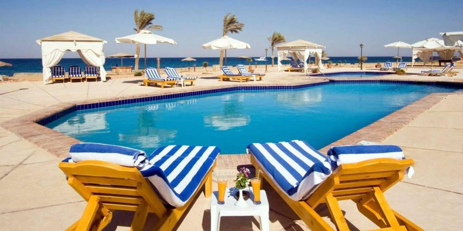 Cairo: Red Sea Day Escape to Ain Sokhna