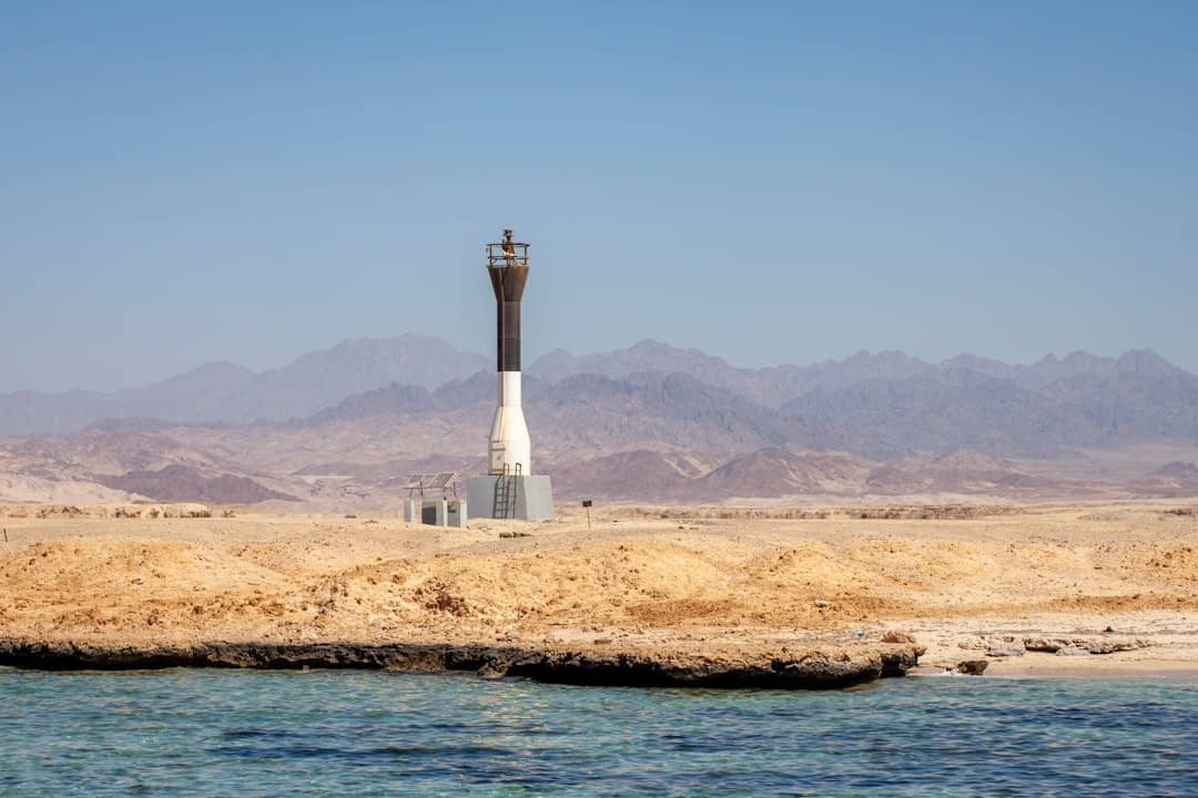 Floating Solar Farms Powering the Red Sea