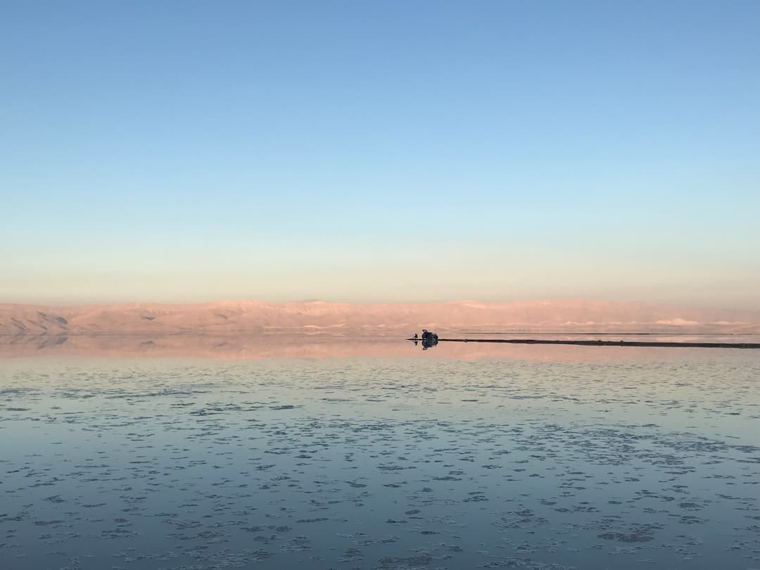 رحلات منطاد الهواء الساخن في البحر الأحمر: رحلات مغامرة خلابة