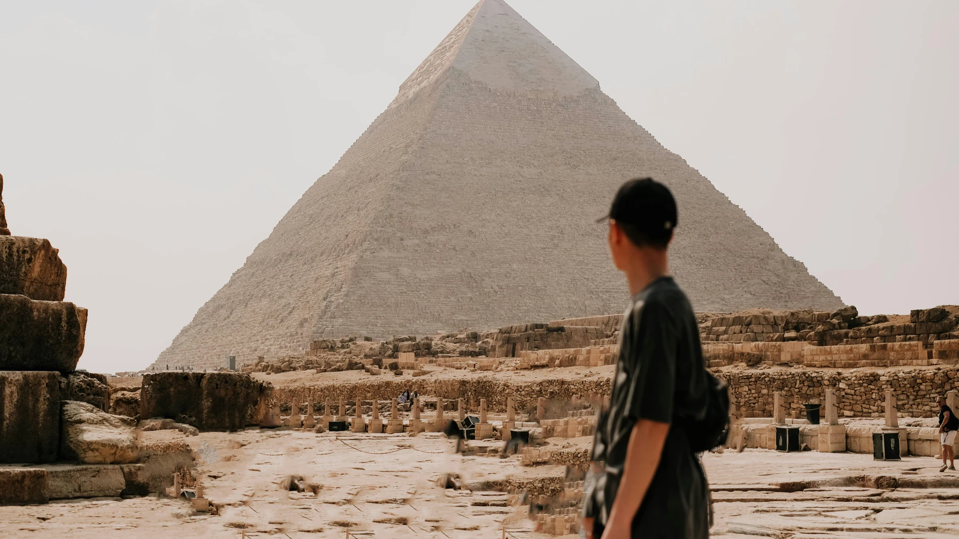Sahl Hasheesh, Egypt - Tourist observing the majestic great pyramid of giza on a sunny day, egypt.