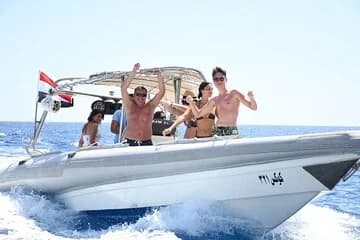 3 Hours VIP Speed Boat Excursion in Sharm - Image 1
